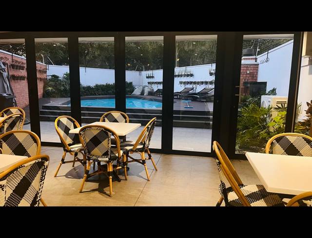 2 BEDROOM APARTMENT TO LET IN LA LUCIA